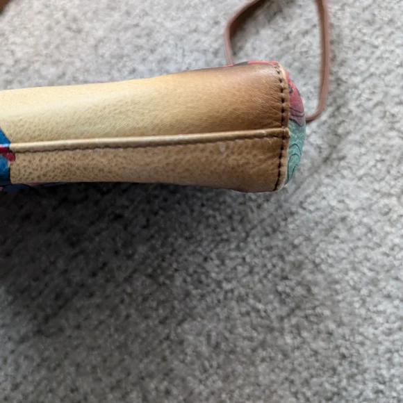 Anuschka hand painted dragonfly Cross body - Picture 6 of 11